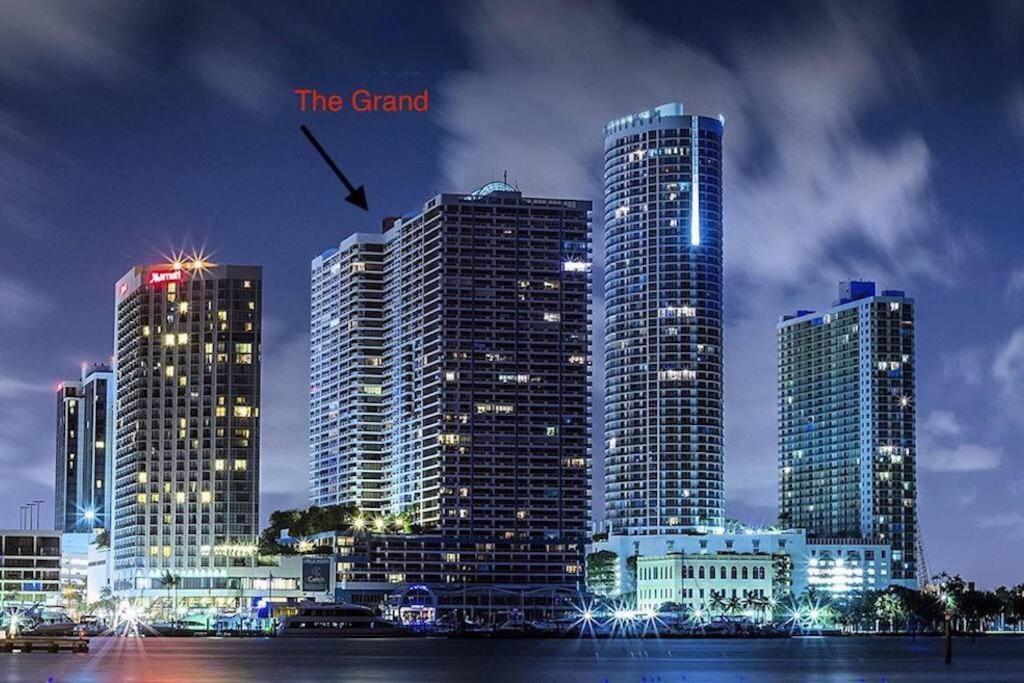 Enchanted! Miami Skyline & Water Views Διαμέρισμα Εξωτερικό φωτογραφία