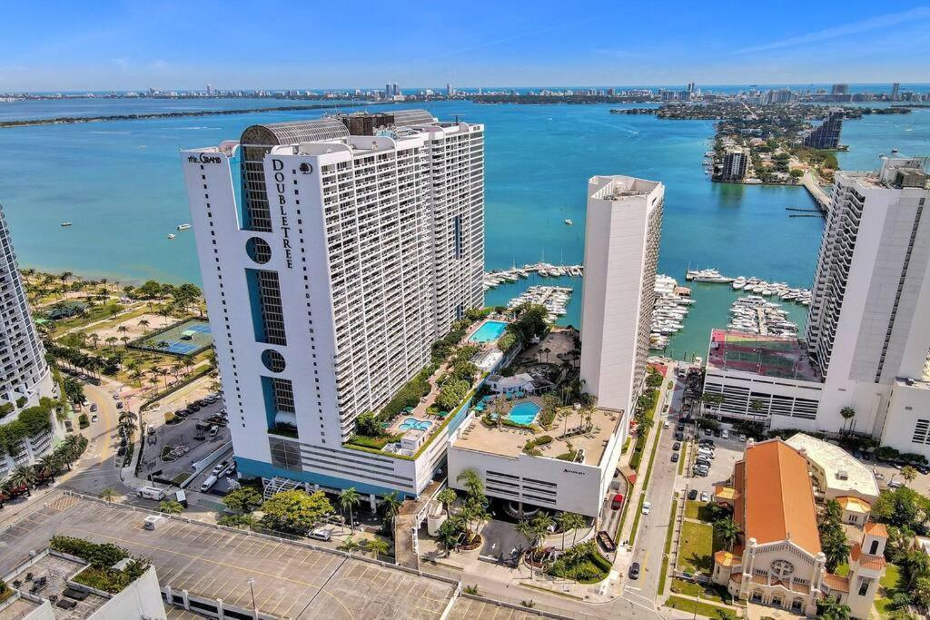 Enchanted! Miami Skyline & Water Views Διαμέρισμα Εξωτερικό φωτογραφία